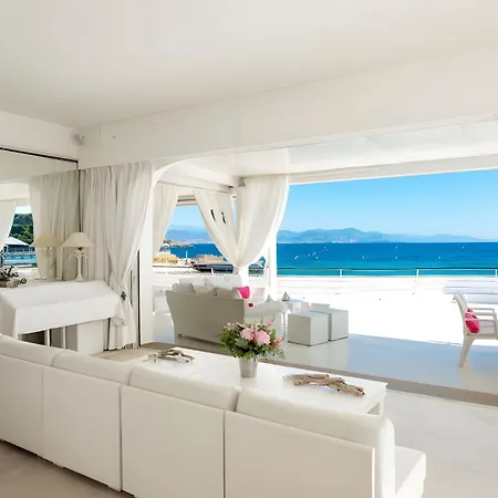 Pieds Dans L'eau Au Cap D'antibes Villa *