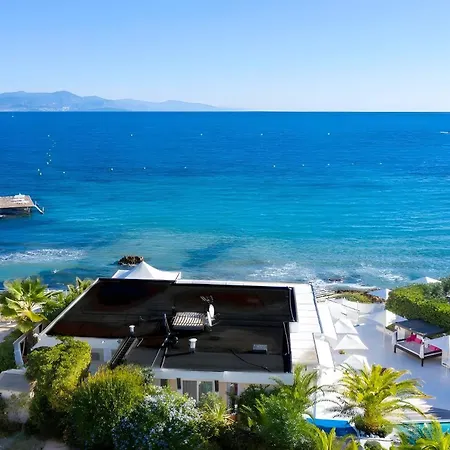 Villa Pieds Dans L'eau Au Cap D'antibes